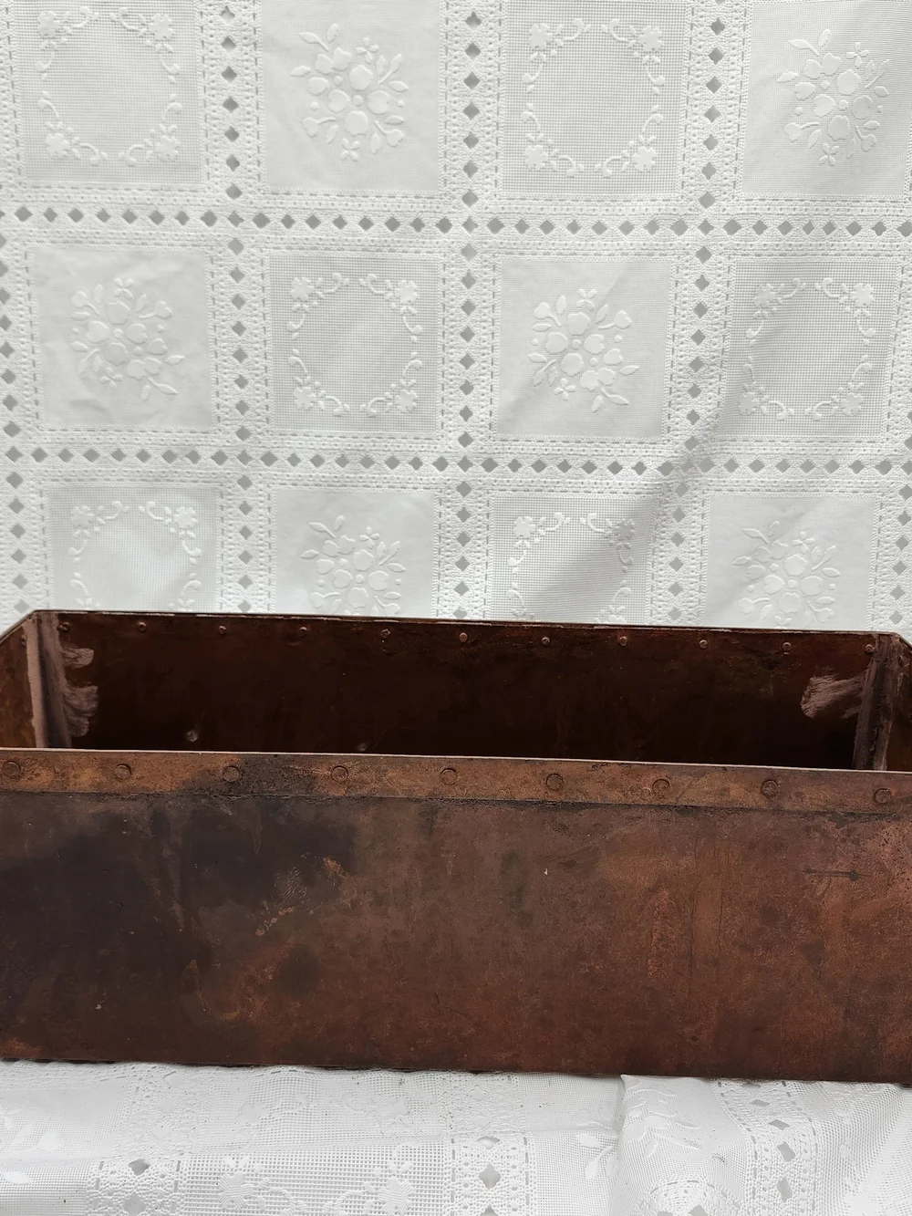 Vintage Copper rust w/ rivet Window Box rectangle Planter Jardiniere Pier 1